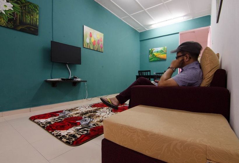 Bed and Breakfast Anggerik Residence