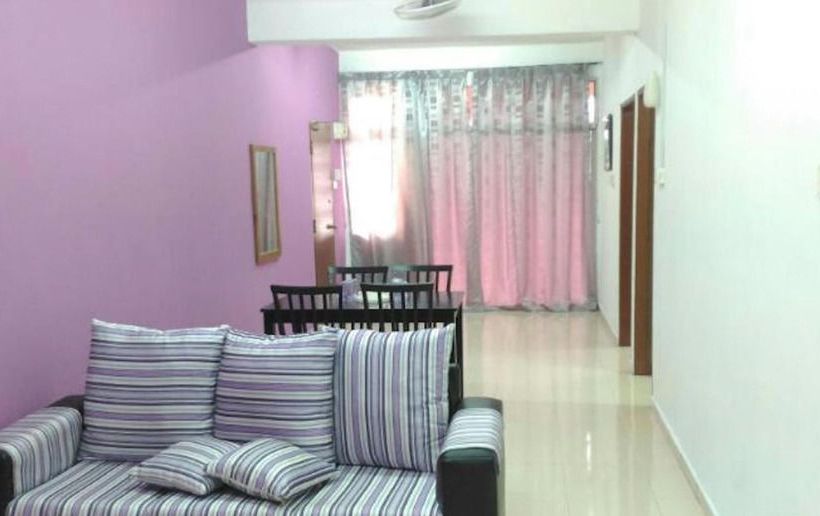 Bed and Breakfast Anggerik Residence