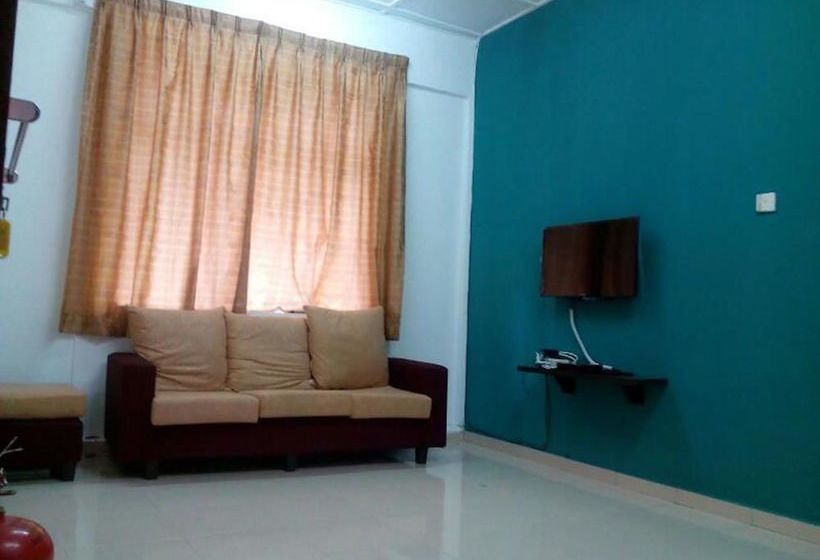 Bed and Breakfast Anggerik Residence