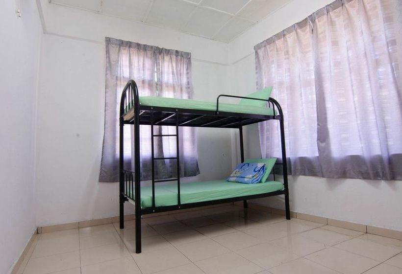 Bed and Breakfast Anggerik Residence