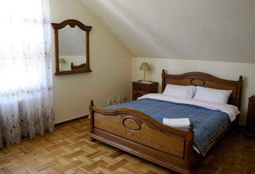 تختخواب و صبحانه Astoria Garden