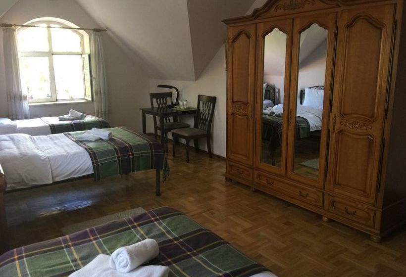 تختخواب و صبحانه Astoria Garden