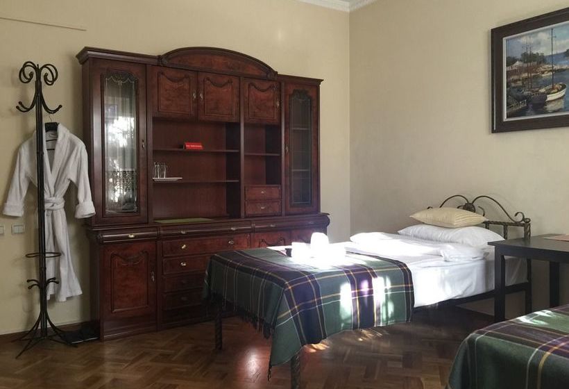 تختخواب و صبحانه Astoria Garden