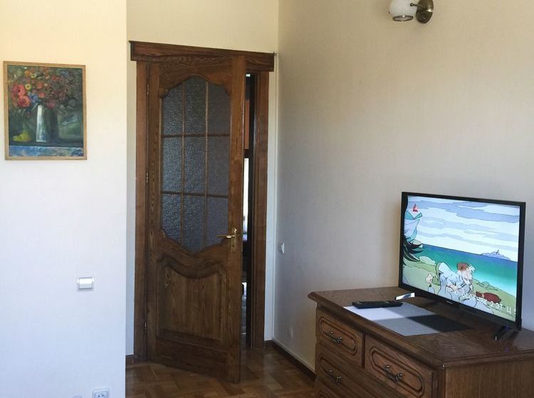 تختخواب و صبحانه Astoria Garden