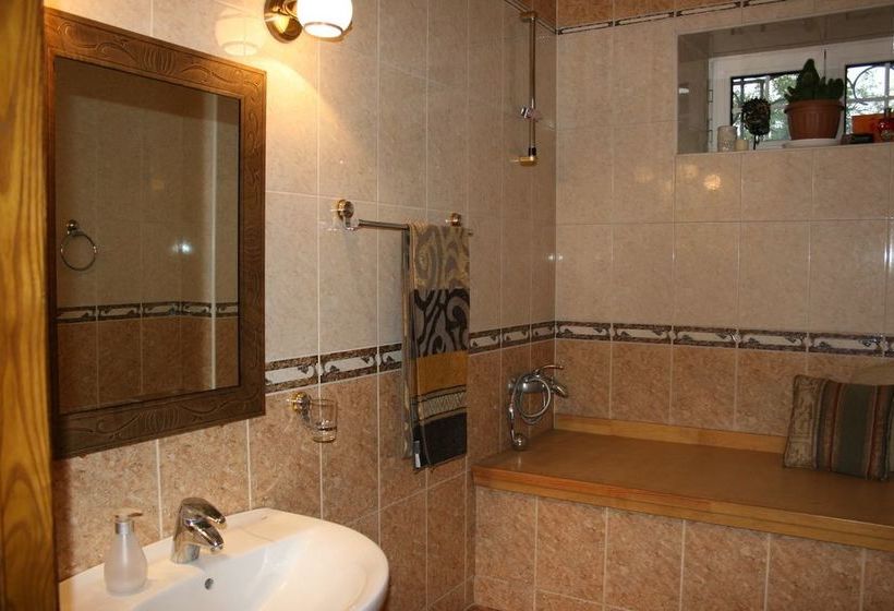 تختخواب و صبحانه Astoria Garden