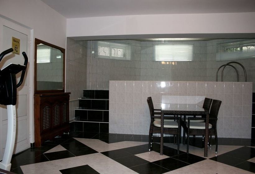 تختخواب و صبحانه Astoria Garden