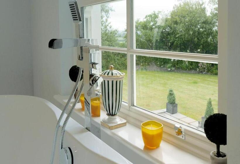 민박 Caroe Farm House