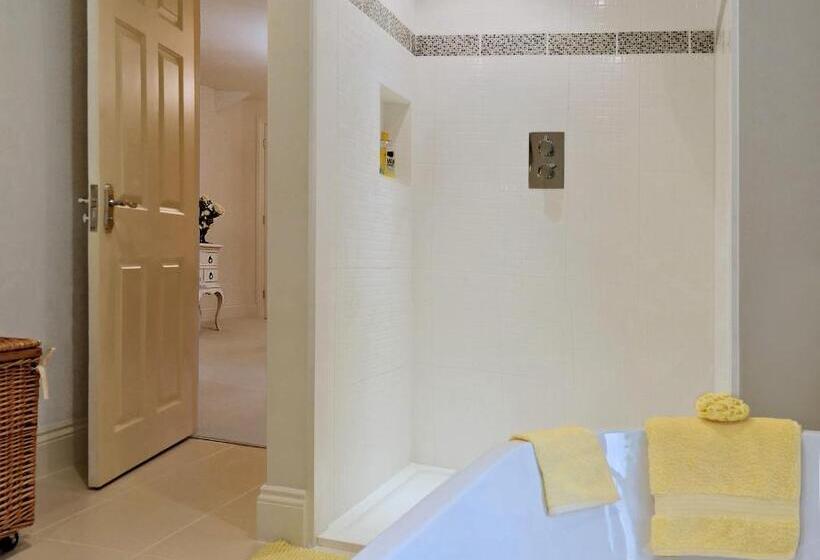 ベッドアンドブレックファースト Caroe Farm House