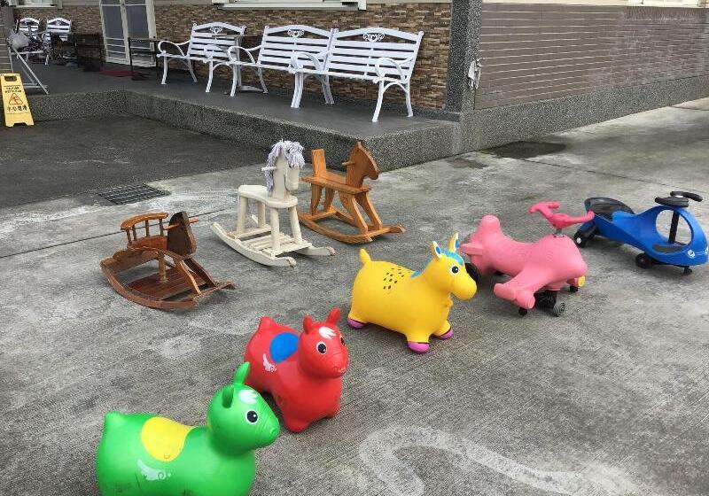 تختخواب و صبحانه Hao Ya Villa