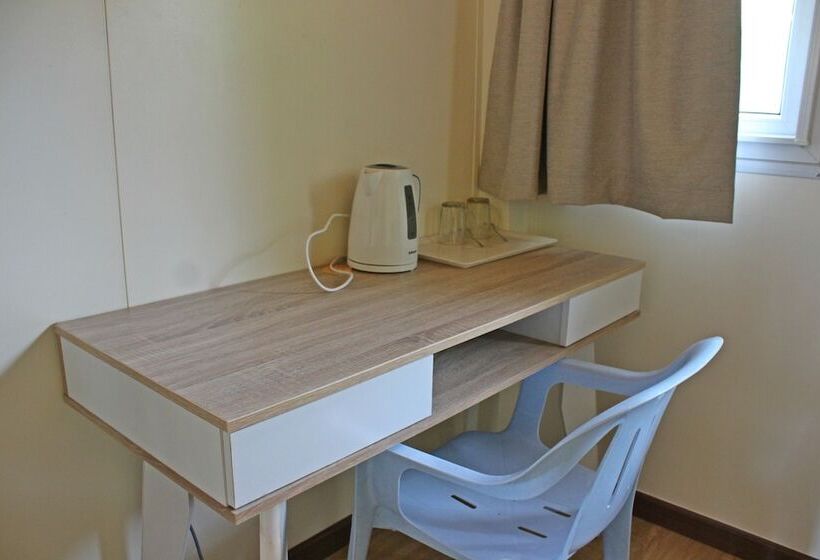 צימר Kiulu Riverside Chalet