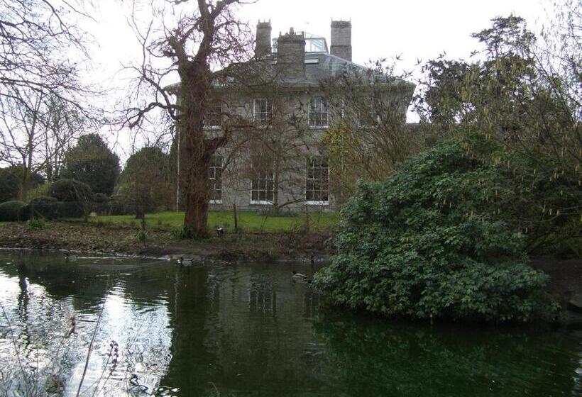 住宿加早餐  The Lynch Country House