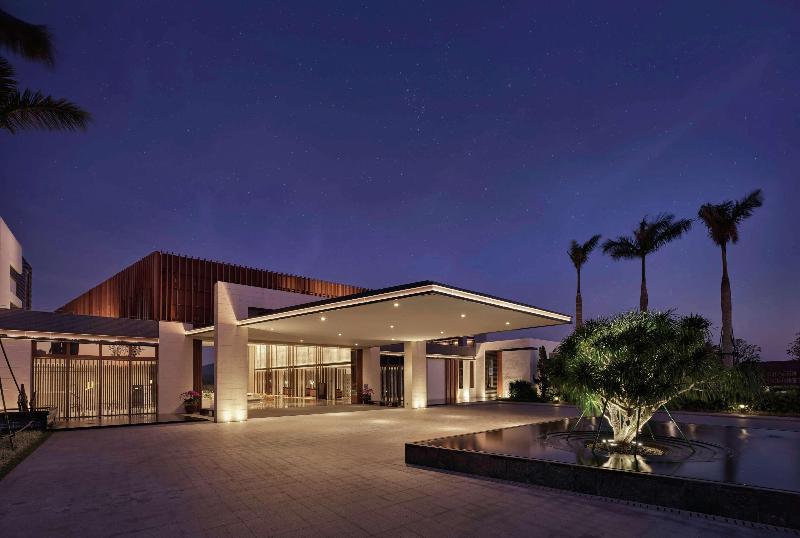 Doubletree Resort By Hilton Hainan Xinglong Lakeside