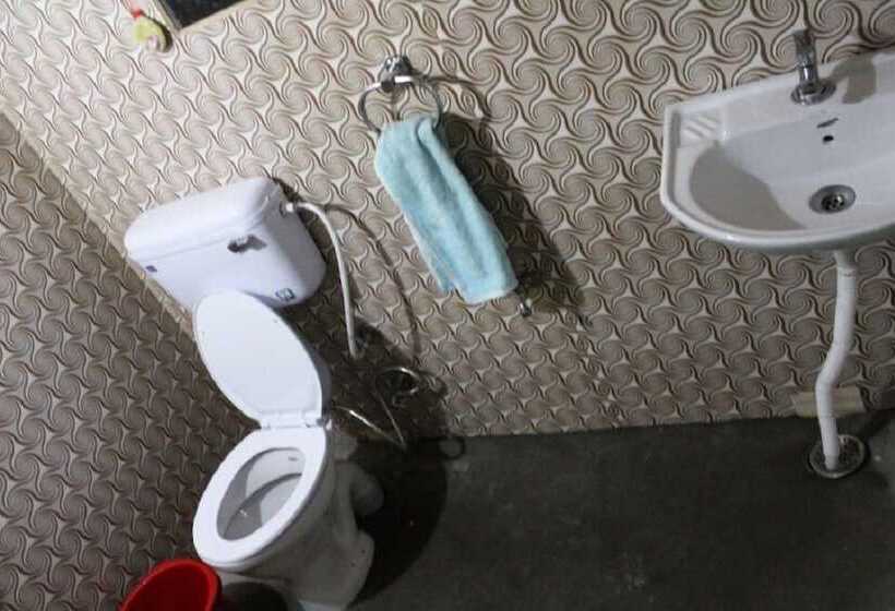 Dreamland Wooden Cottage