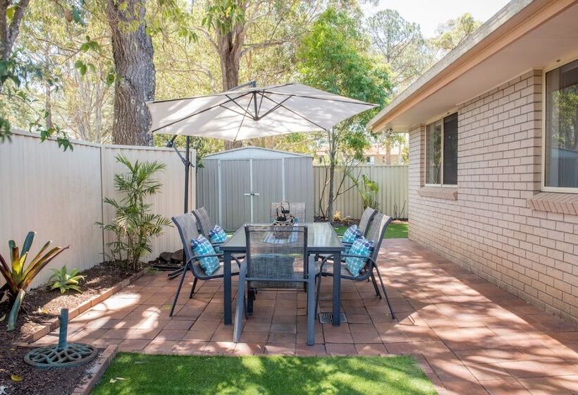 Gold Coast Theme Park Villa