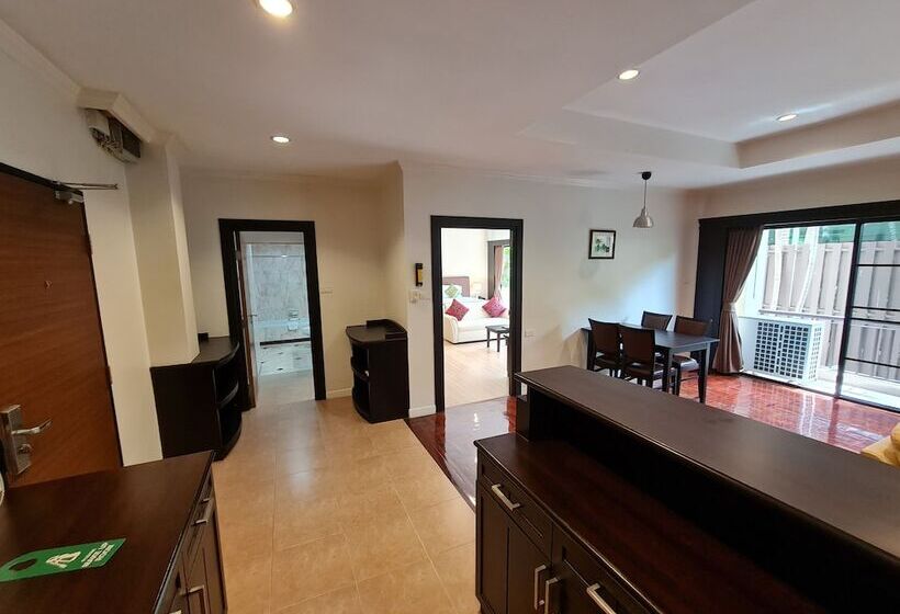 Grand Garden Hotel & Residence