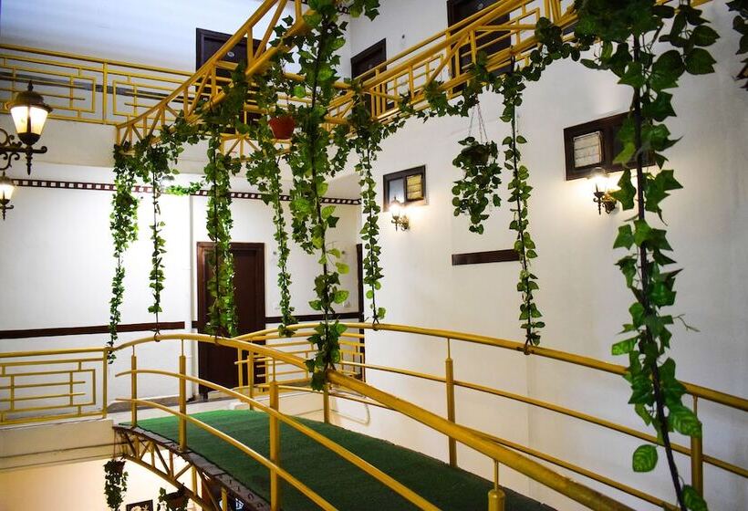 Green View By Green Tree Hotels