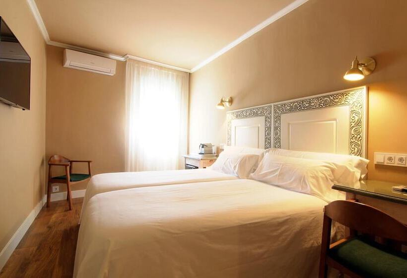 Hostal Los Castañuelos