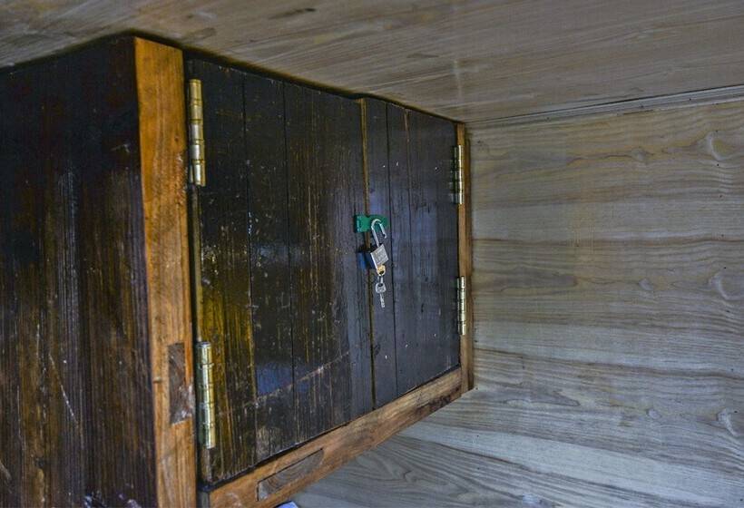 客栈  Mountain Stream