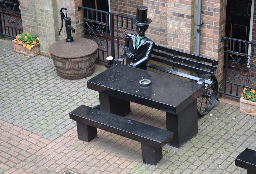 فندق فئة نجمة واحدة The Exchange