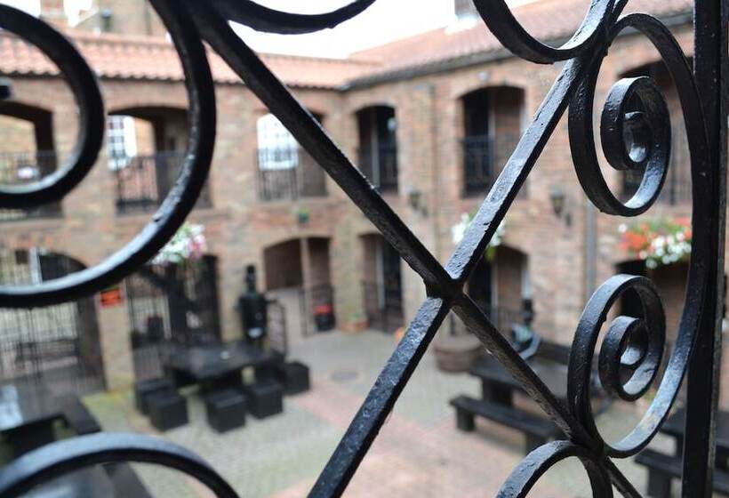 فندق فئة نجمة واحدة The Exchange