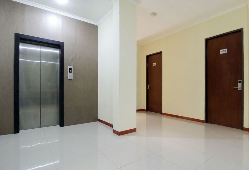 Otel Airy Alun Alun Bojonegoro Trunojoyo 2