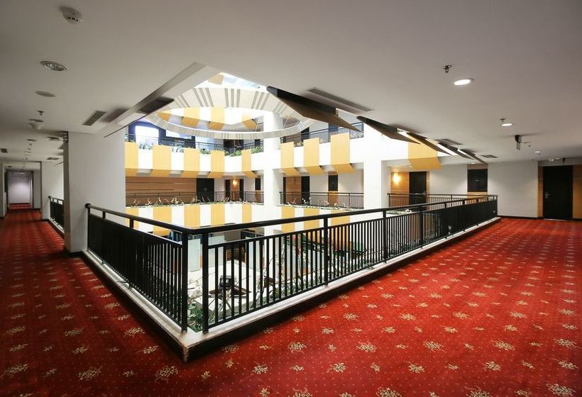 Отель Airy Premier Sei Pangeran Jendral Sudirman 153 Palembang