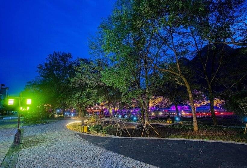 Отель Ancient Street No.5 Youth Chic