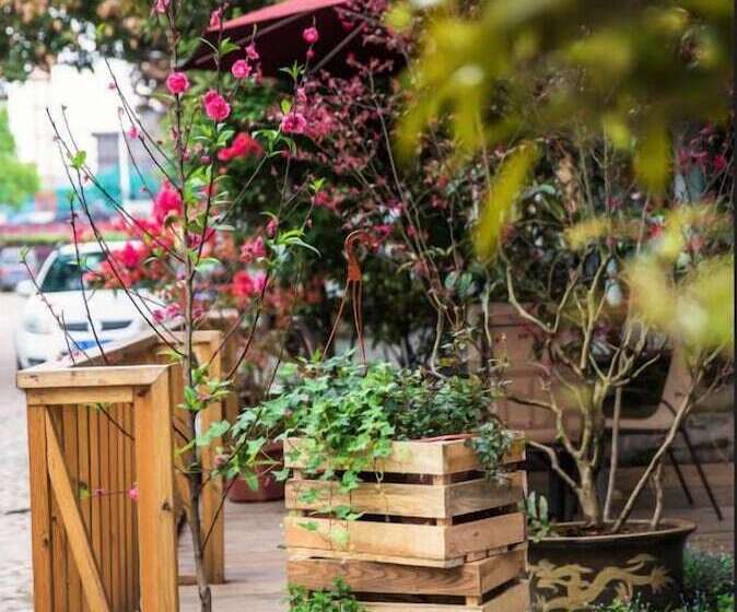 Отель Ancient Street No.5 Youth Chic