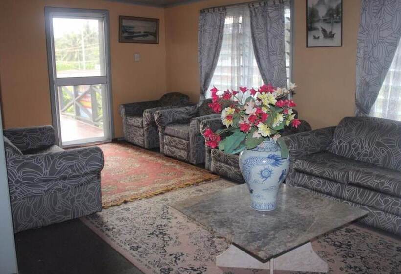 هتل Aniva's Place