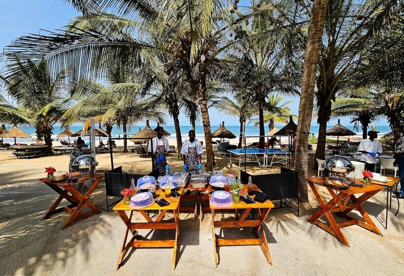 هتل Balafon Beach Resort
