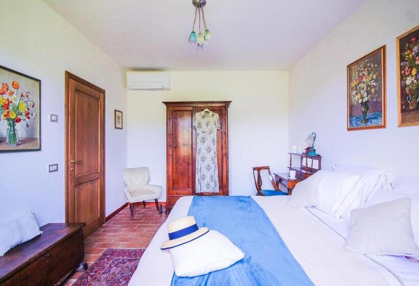 ホテル Agriturismo Boschi Di Montecalvi