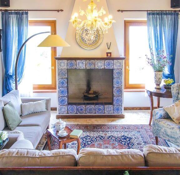 ホテル Agriturismo Boschi Di Montecalvi