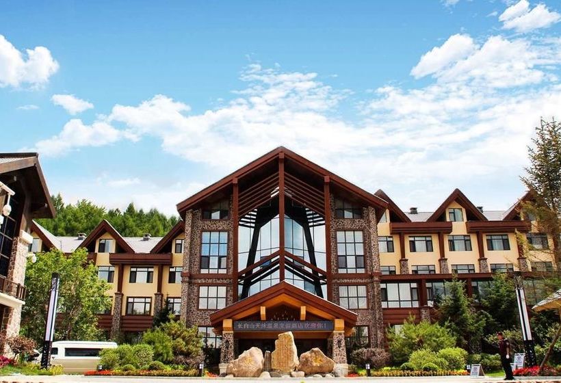 בית מלון כפרי Days Inn Changbaishan Tianmu