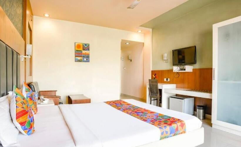 Hotelli Devanshi Inn