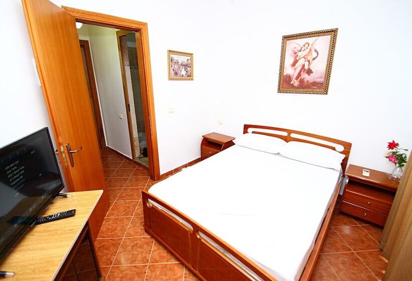 בית מלון כפרי Europa