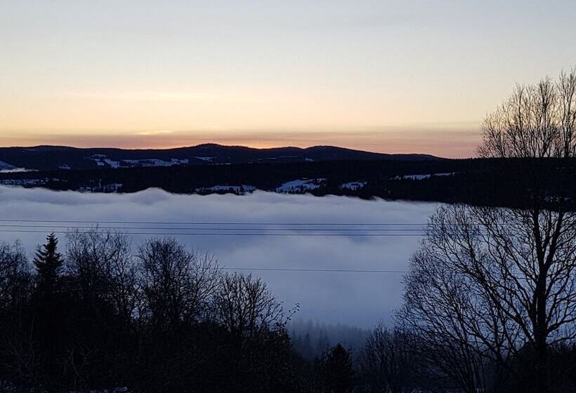 호텔 Haugtun Gårdspensjonat Og Kulturverksted