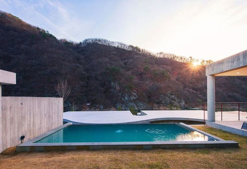 בית מלון כפרי Heritis Poolvilla