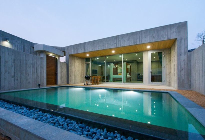 בית מלון כפרי Heritis Poolvilla