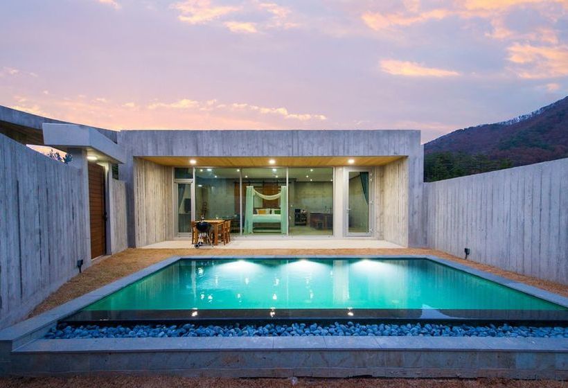 בית מלון כפרי Heritis Poolvilla