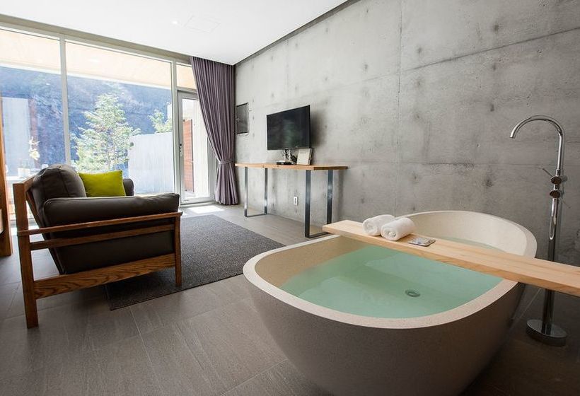 בית מלון כפרי Heritis Poolvilla