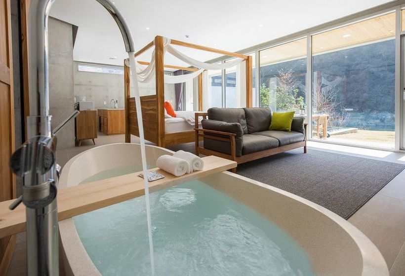 בית מלון כפרי Heritis Poolvilla