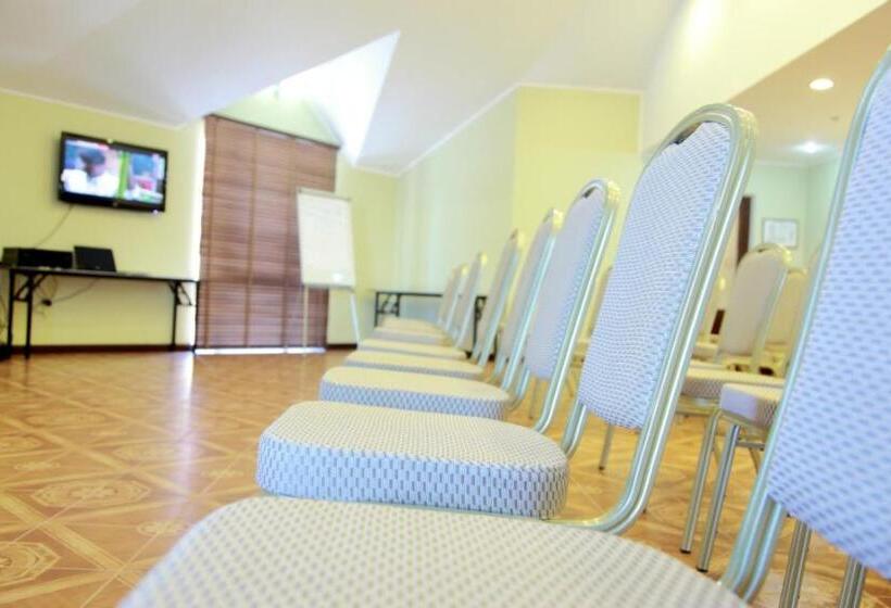 בית מלון כפרי Knyazhyi Dvir