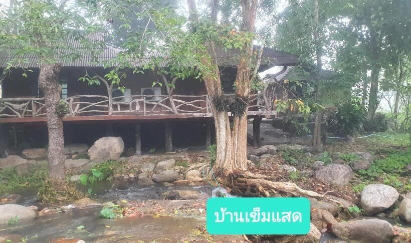 酒店 Lunda Orchid Resort