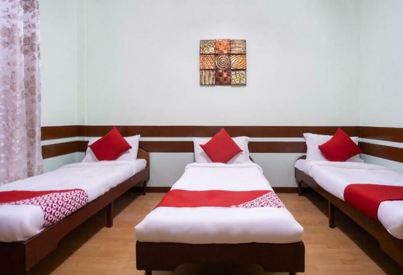 هتل Maanyag Pension House