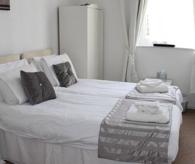 בית מלון כפרי Mansfield Manor