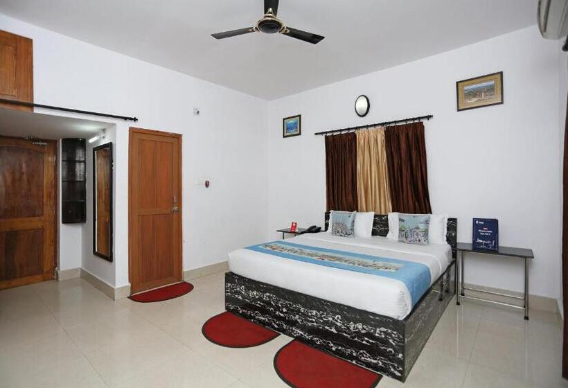 ホテル O Maa Banadurga Inn