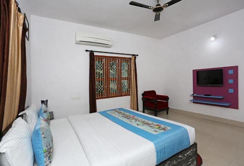 ホテル O Maa Banadurga Inn