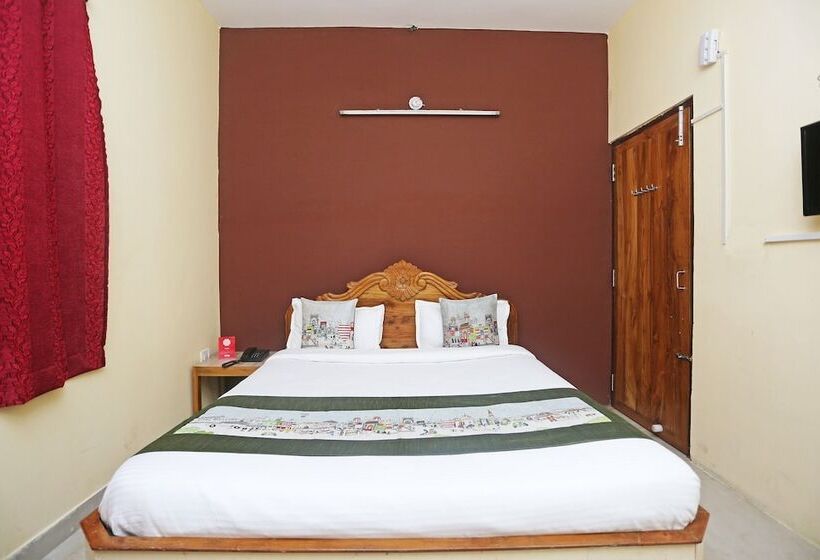 בית מלון כפרי Paradise