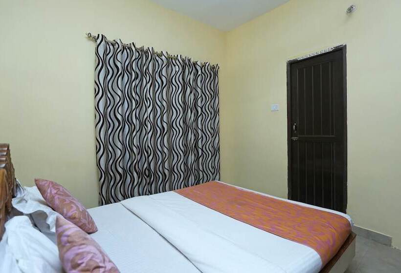 בית מלון כפרי Paradise