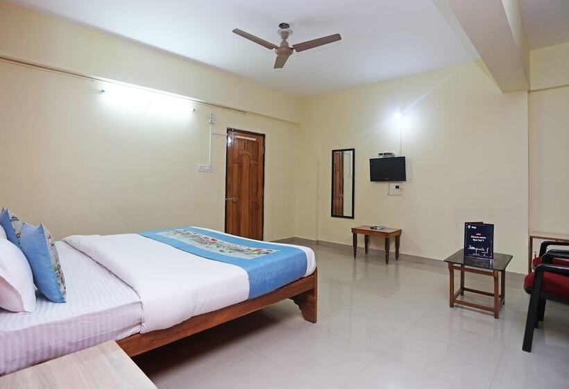 בית מלון כפרי Paradise